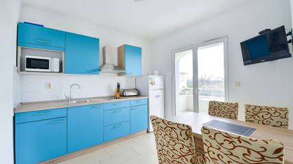 Ferienwohnung für 3 Personen, mit Terrasse in Vrsi