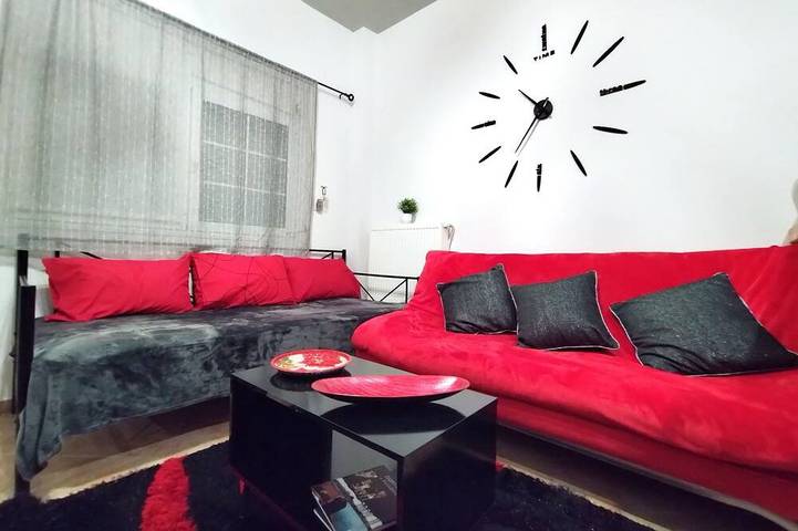 Apartamento para 4 personas, con jardín, Se admiten mascotas en Delfos