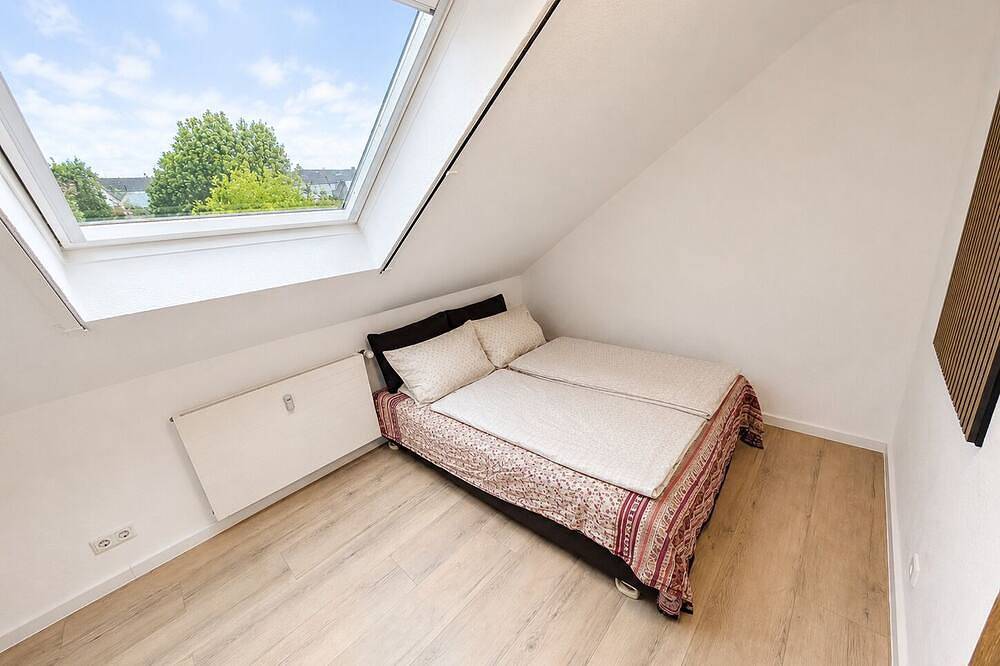 Entire apartment, 5-star Apartment Relax & work with your family in Solingen, Bergisch region