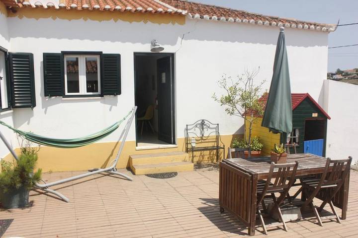 Location de vacances pour 3 personnes, avec terrasse, adapté aux familles à Ericeira - 3