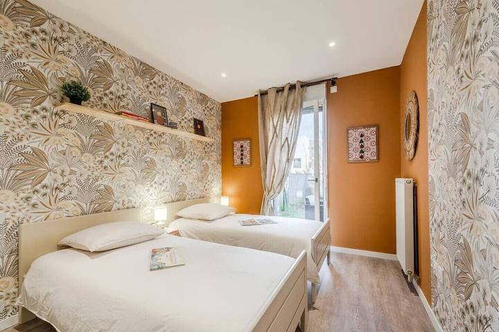 Disney 15min ! 2 terrasses, 2 pkg, 2 salles de bain in Bussy-Saint-Georges, Seine-et-Marne
