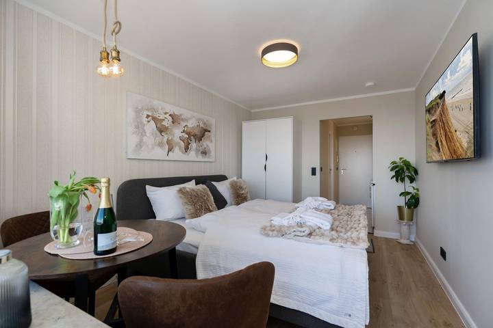 Ganze Wohnung, Schönes 1-Zimmer App., strandnah, Balkon, WLAN. Haustiere erlaubt. in Westerland, Sylt (Gemeinde)