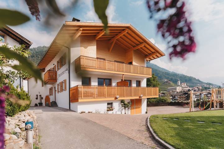 Ganze Wohnung, Apartment 'Morgensonne Innersennerhof' mit Bergblick, Wlan und Klimaanlage in Riffian, Passeiertal