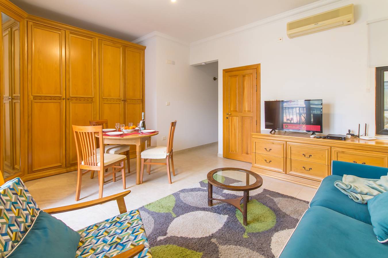 Appartamento intero, A Lovely Apart By The Sea Sliema in Sliema, Isola di Malta