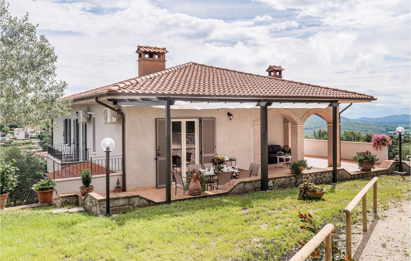 Appartement de 120m2 avec chauffage, air, piscine et parking in Province de Terni
