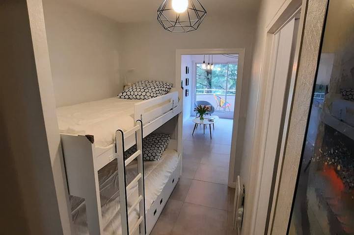 Appartement entier, Bel Appartement de  43 m2  - Bord De Plage - 3 étoiles in Bénodet, Région de Quimper