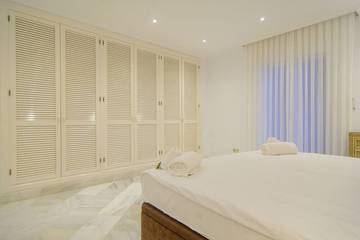 Holiday Apartment for 6 People in Elviria, Marbella, Photo 4