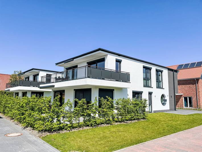 Ferienhaus für 11 Personen, mit Balkon und Terrasse sowie Garten und Sauna in Wesermarsch