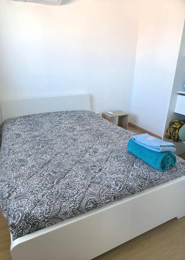 Gîte pour 6 personnes, avec terrasse et vue, animaux acceptés dans Salir - 2