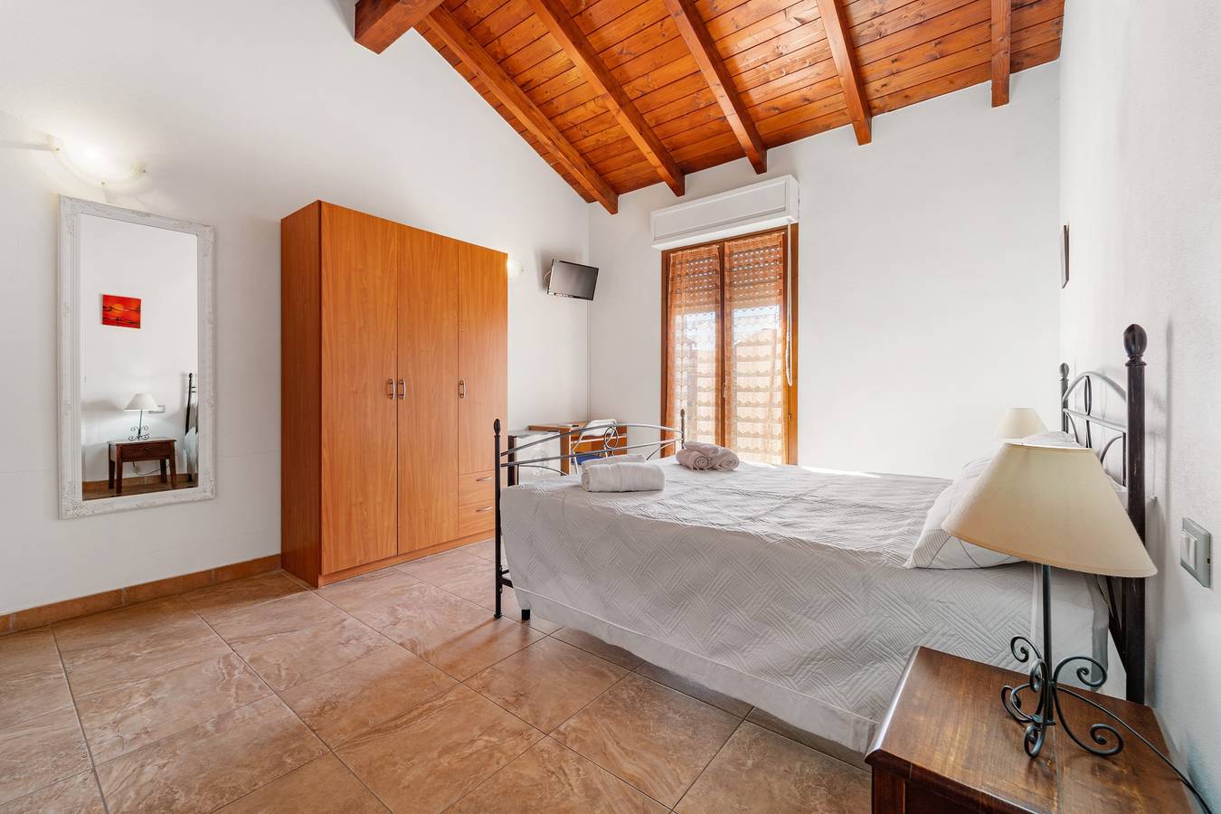 Habitación 'Elicriso Teulada' con terraza compartida, Wi-Fi y aire acondicionado. in Teulada (Italia), Provincia de Cagliari