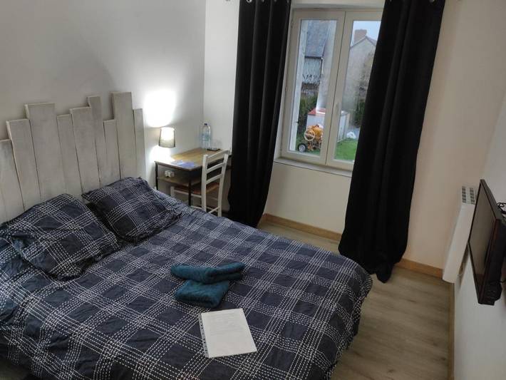 Cottage pour 2 personnes, avec jardin, animaux acceptés à Soulaire-et-Bourg