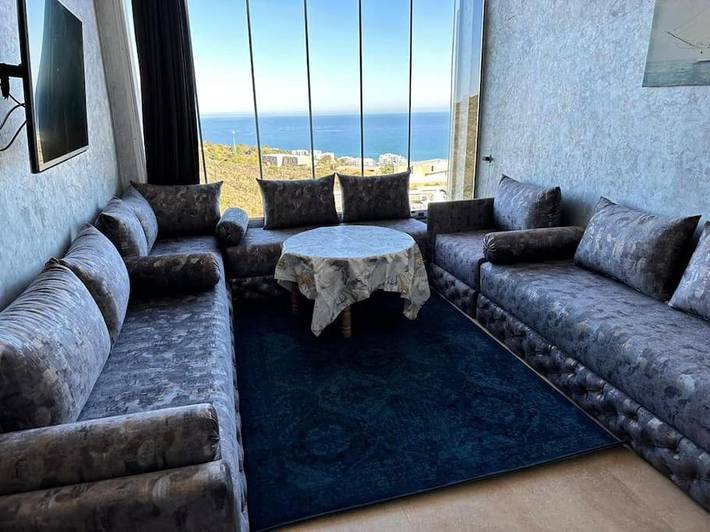 Appartement de vacances pour 6 personnes, avec piscine ainsi que vue et jardin