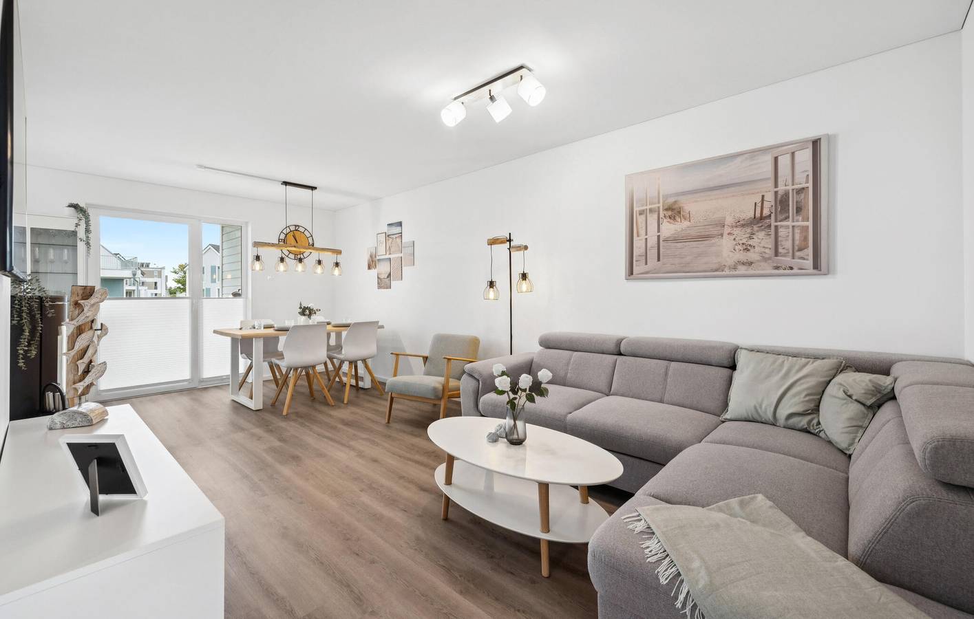 Ganze Ferienwohnung, Apartment mit Meerblick, Terrasse und Parkplatz - 1 km zum Strand in Olpenitz, Kappeln