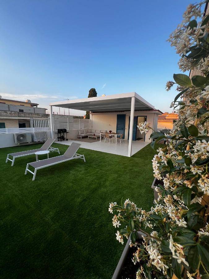 Location de vacances pour 4 personnes, avec balcon et vue à Sampieri - 3