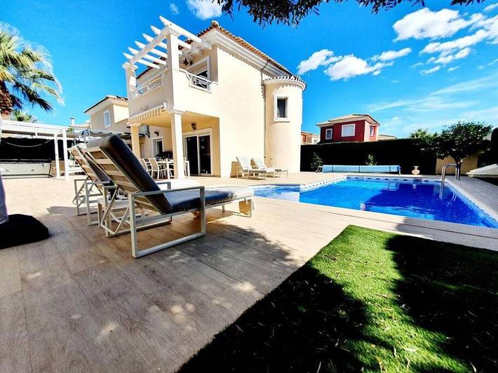Chalet para 6 personas, con jardín además de piscina y vistas en Huerta de Murcia - 2