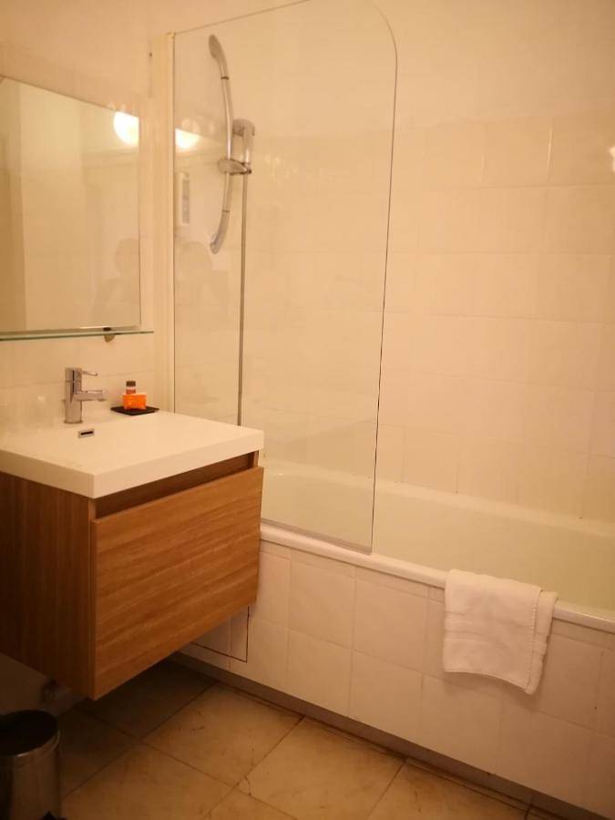 Hôtel pour 2 personnes, avec jardin et terrasse à Mercurey - 2