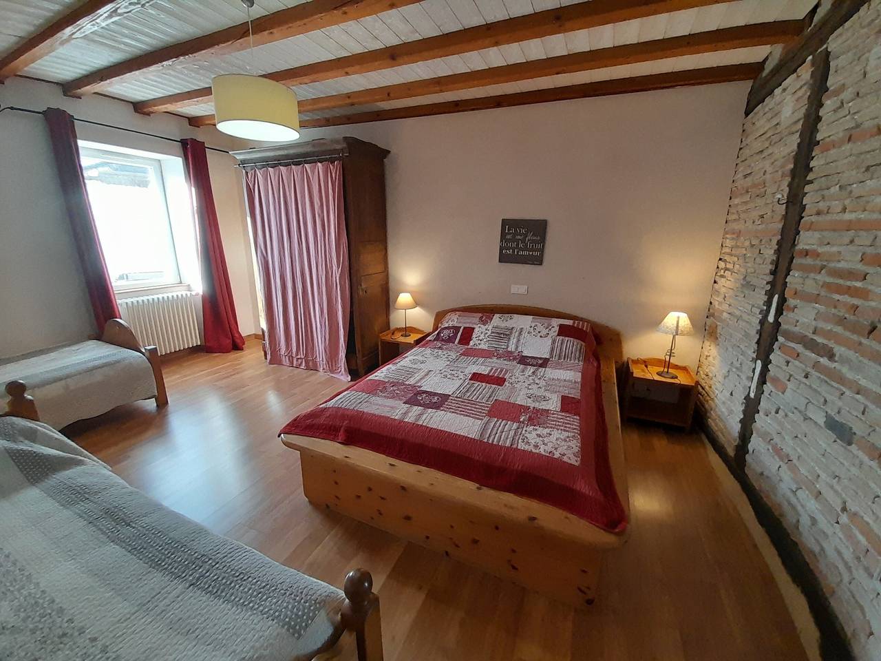 Les arondelles - chez honorine in Virey-le-Grand, Chalon-sur-Saône Området