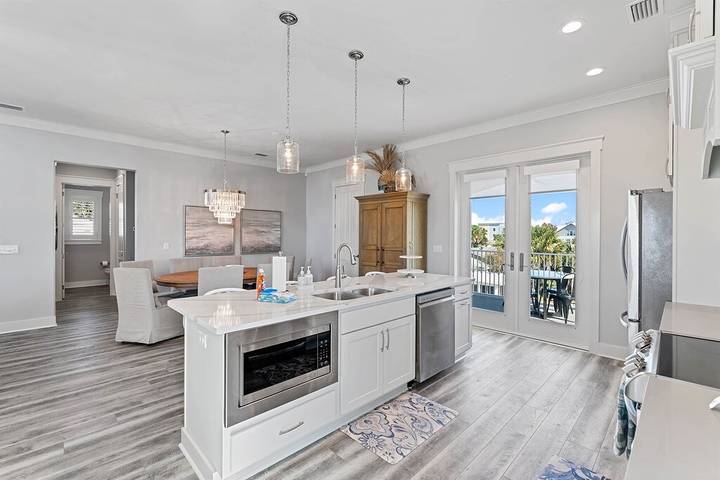 Vacation home for 19 people, with balcony in Panama City Beach