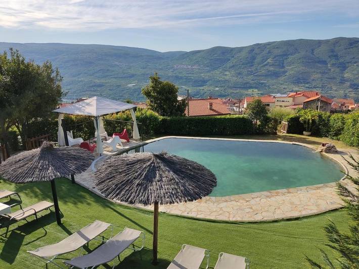 Maison de campagne pour 2 personnes, avec vue et piscine ainsi que terrasse et jardin - 1