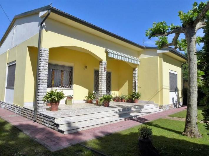 Ferienhaus für 5 Personen, mit Terrasse und Garten in Camaiore - 3