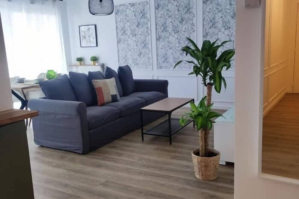 Entire apartment, Cozy and comfortable 2 bedrooms in Évry, 35 min from Paris in Évry-Courcouronnes, Essonne