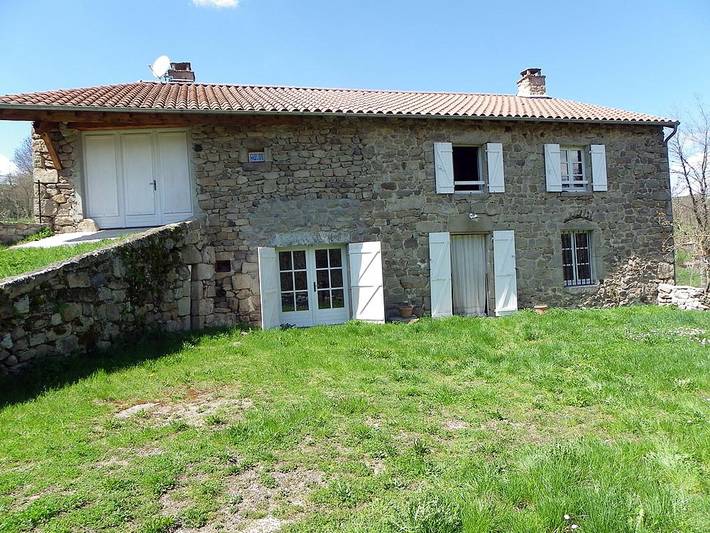 Gîte pour 6 personnes, avec jardin à Saint-Christophe-d'Allier