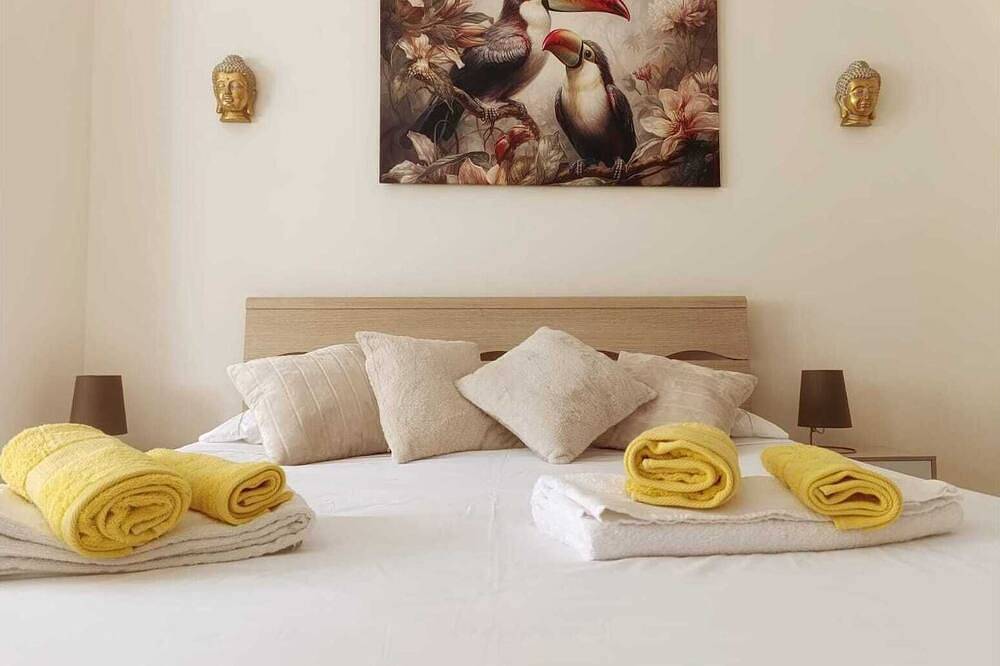 Entire apartment, Private apartment 5 minutes from downtown, lake and castle, great for families in Bracciano, Lake Bracciano