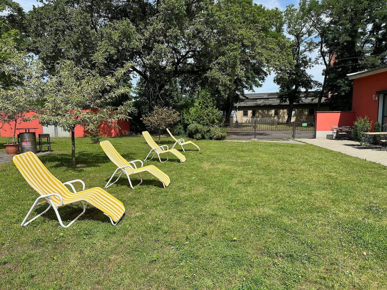 Ganze Ferienwohnung, Bed & Breakfast am Waldgürtel - Doppelzimmer 2 in Forst (Lausitz), Lausitz