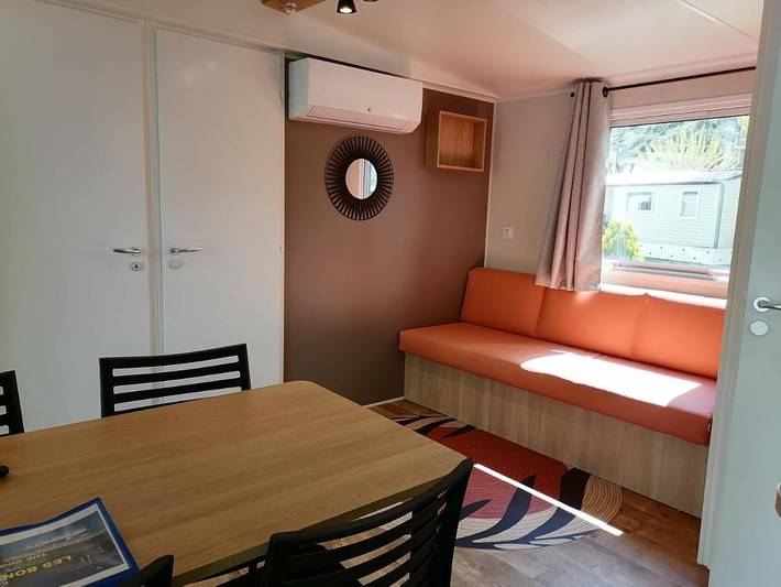 Location de vacances pour 4 personnes, avec vue ainsi que piscine et jardin à Tournon-sur-Rhône - 2