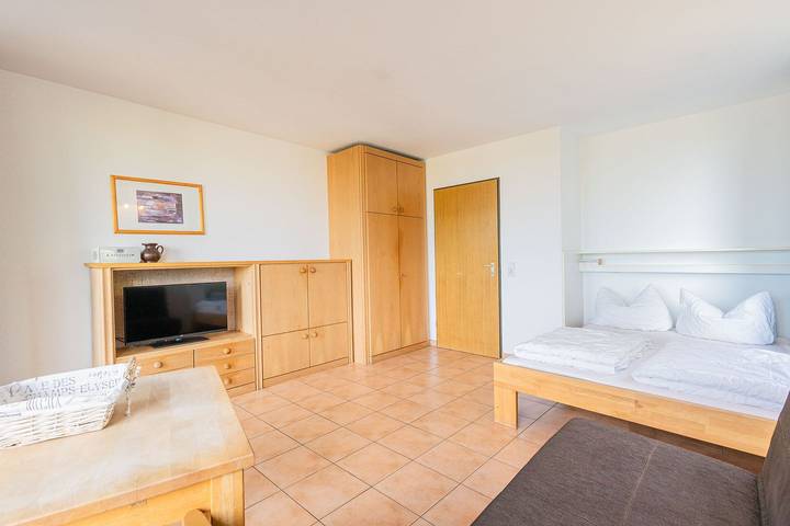 Ferienwohnung für 2 Personen, mit Balkon und Seeblick in Obersee (Bodensee) - 3