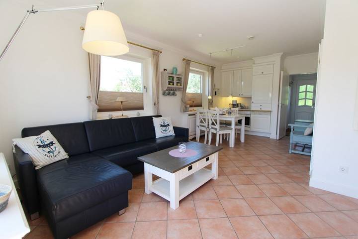 Ganze Wohnung, Tolles modern gestaltetes Ferienappartement in wunderbarer Lage. in Wenningstedt, Sylt