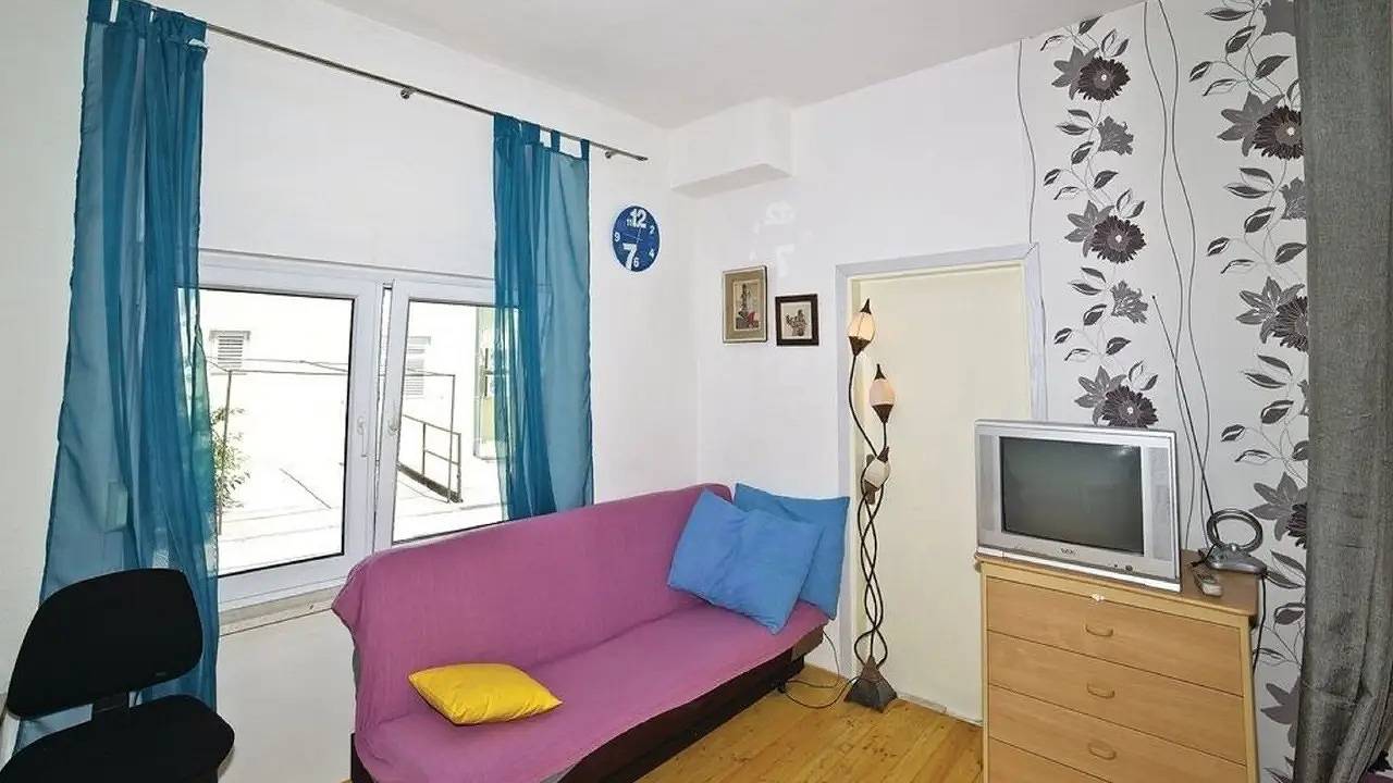 Ganze Ferienwohnung, Ferienwohnung für 3 Personen (45 m²) in Mastrinka in Gradska plaža (Trogir), Trogir