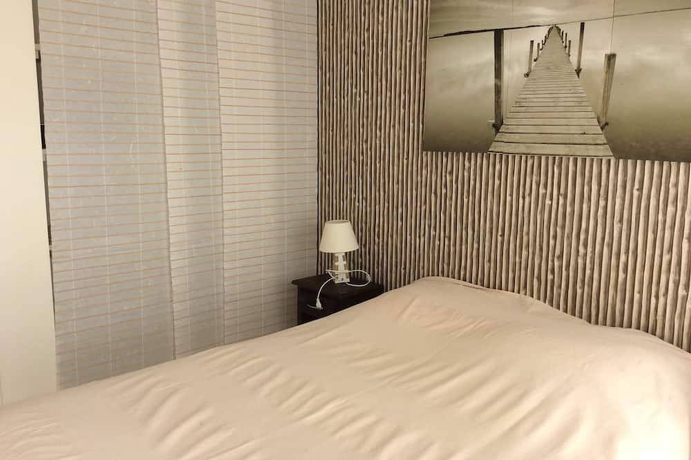 Maison très calme.  Idéale pour des vacances en famille avec la fibre et la clim in Saint-Laurent-de-la-Salanque, Côte d'Améthyste