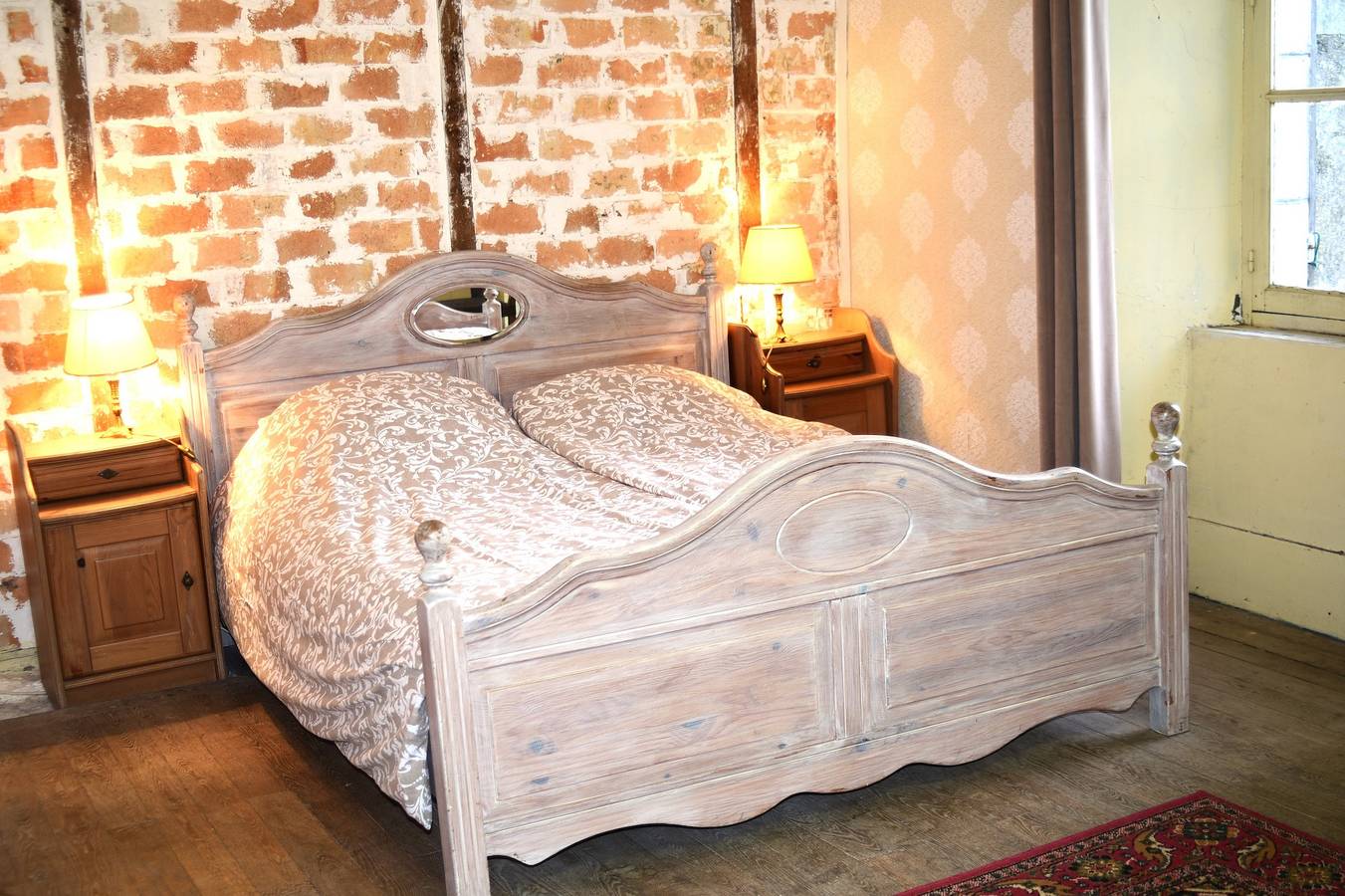 Gîte pour 8 personnes avec piscine in Saint-Amand-Montrond