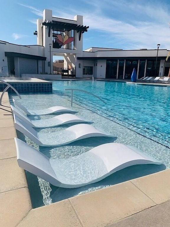 Vacation rental for 21 people, with hot tub and balcony as well as pool in St. George (UT)