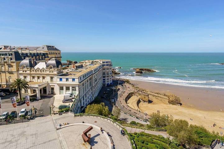 Gîte pour 2 personnes, avec balcon dans Le rocher de la Vierge