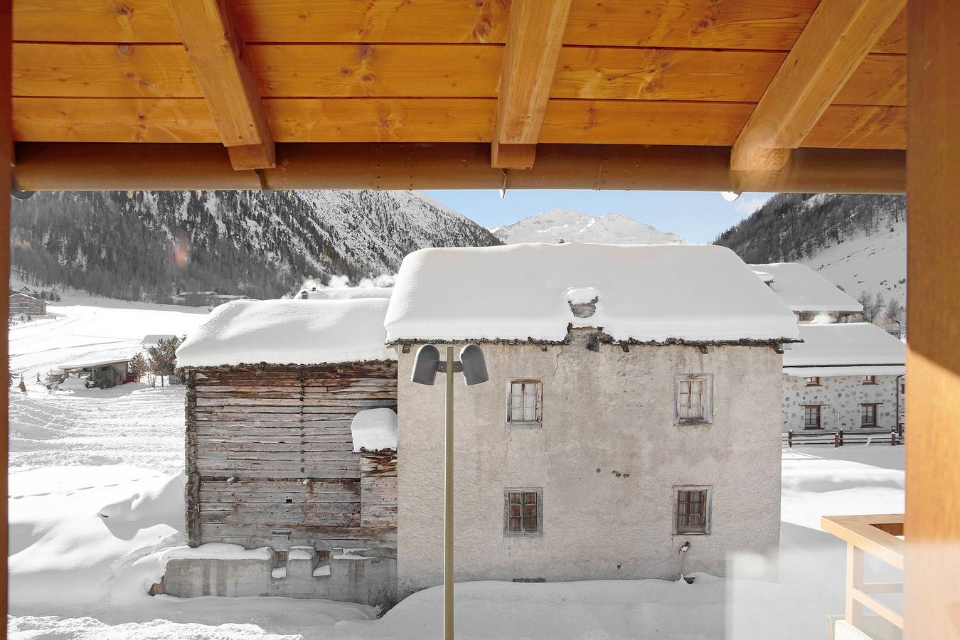 Ολόκληρο το διαμέρισμα, Apartment "Cima Fopel" with Mountain View, Wi-Fi, Balcony, Terrace & Garden in Livigno, Valtellina