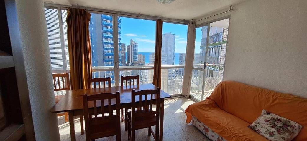 Villa voor 6 personen, met terras in Benidorm