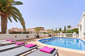 Chalet para 6 Personas en Nerja, Costa del Sol, Foto 1