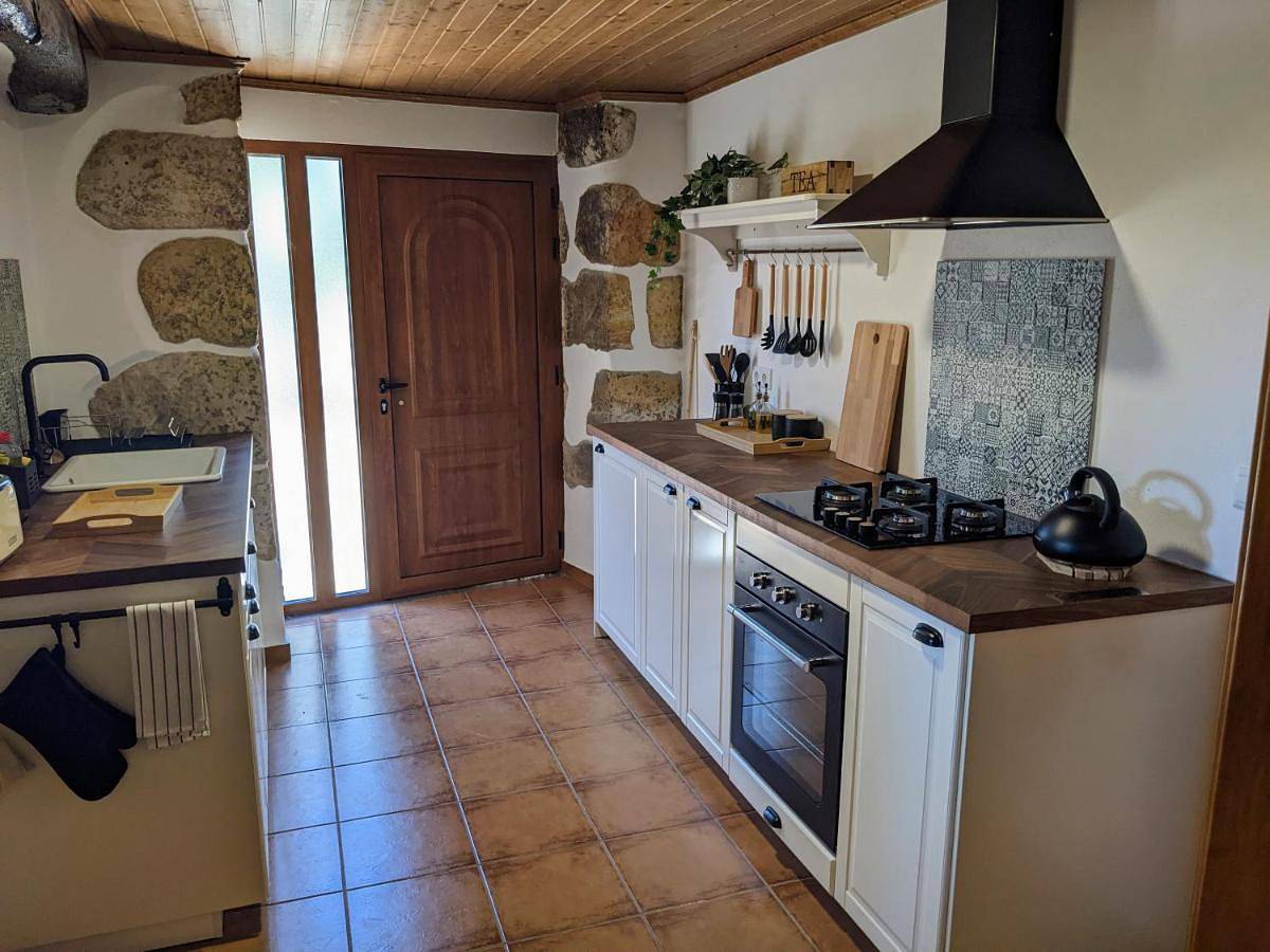 Apartamento inteiro, One-Bedroom Apartment in Lousã, Distrito de Coimbra