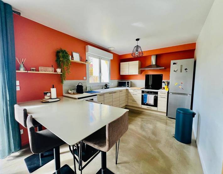 Location de vacances pour 6 personnes, avec jardin et piscine à Couchey - 3