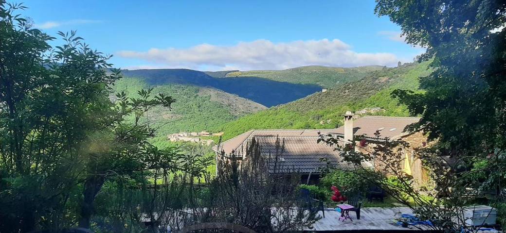 Location de vacances pour 12 personnes, avec Terrasse et Vue à Sablières