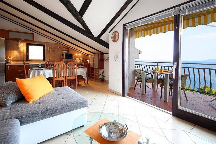 Ferienwohnung für 7 Personen, mit Balkon/Terrasse in Opatija Riviera