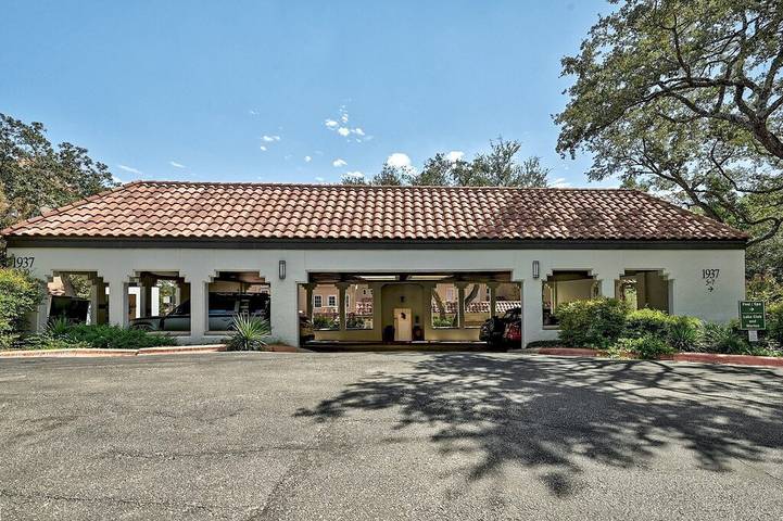 Vacation rental for 5 people, with terrace and pool, with pets in Lake Austin