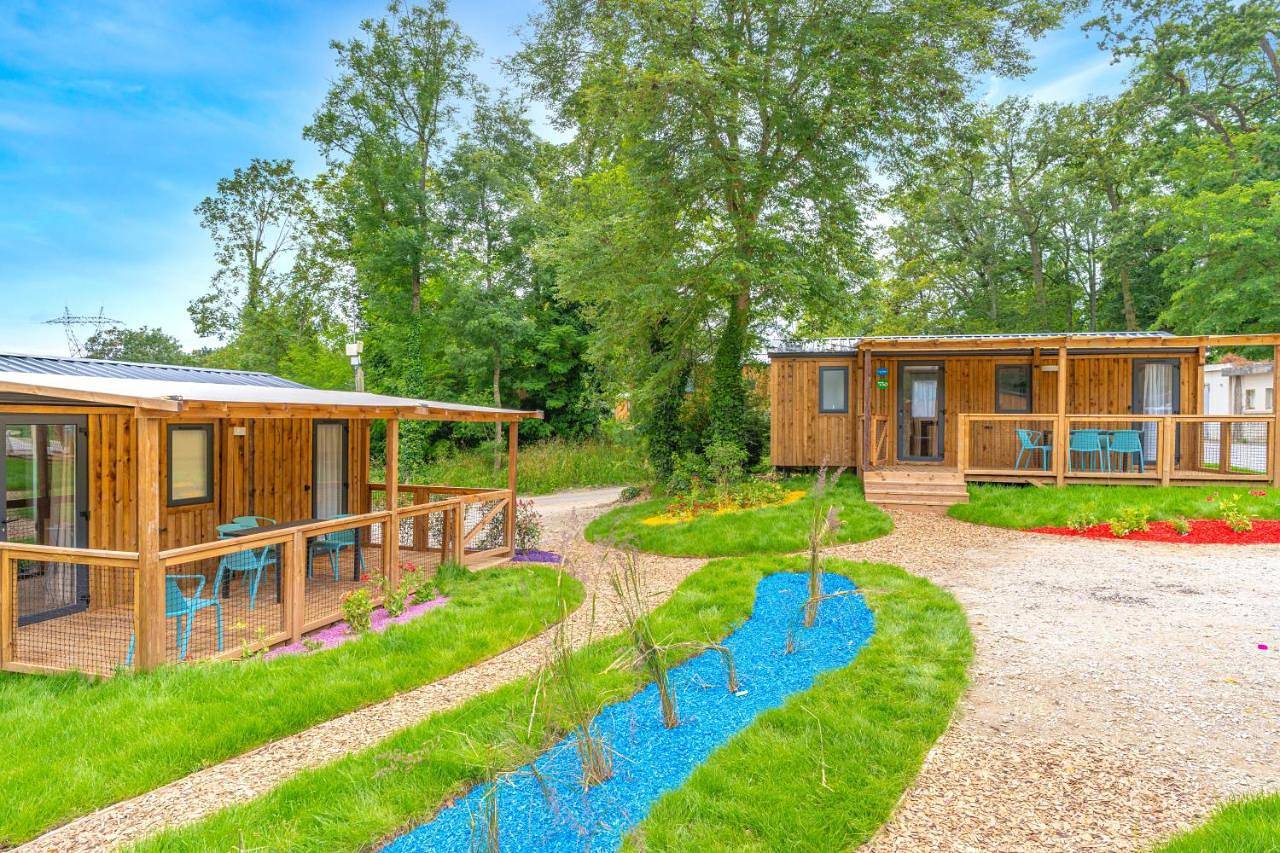 Camping Le Parc de Paris in Villevaudé, Seine-et-Marne