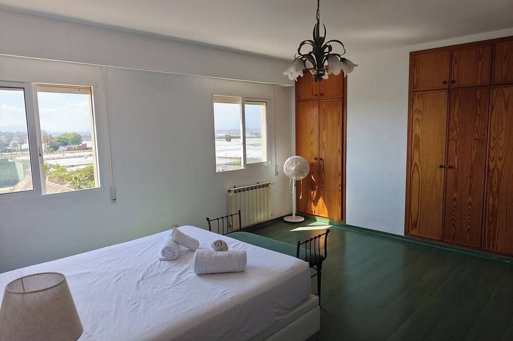 Apartamento entero, Amplio apartamento con vista al mar en El Perelló in Valencia, Costa de Valencia