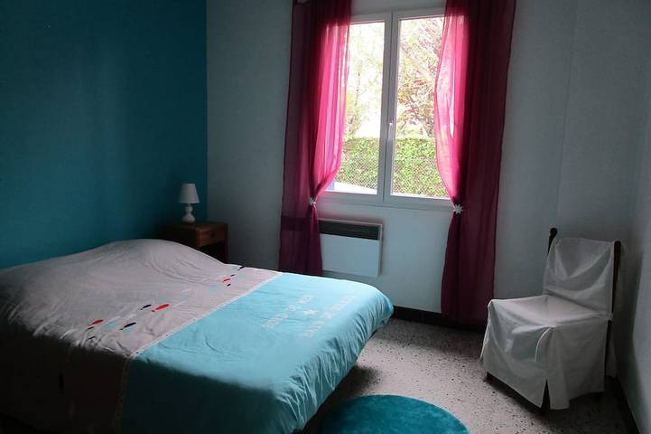 Location de vacances pour 6 personnes, avec terrasse et jardin dans Courlay Sur Mer - 4