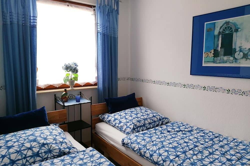 Ganze Wohnung, Große Ferienwohnung bis 6 Personen mit Seeblick, Fußbodenheizung. 3 Schlafzimmer in Daisendorf, Obersee (Bodensee)