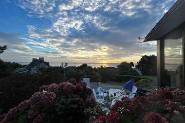 Cottage pour 8 personnes, avec terrasse dans Port Tudy