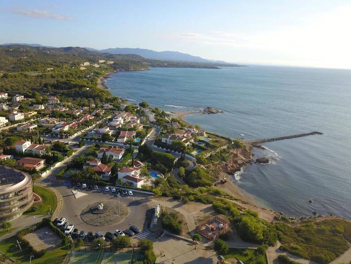 Hôtel pour 2 personnes, avec jardin et piscine ainsi que vue et sauna à El Perelló - 3